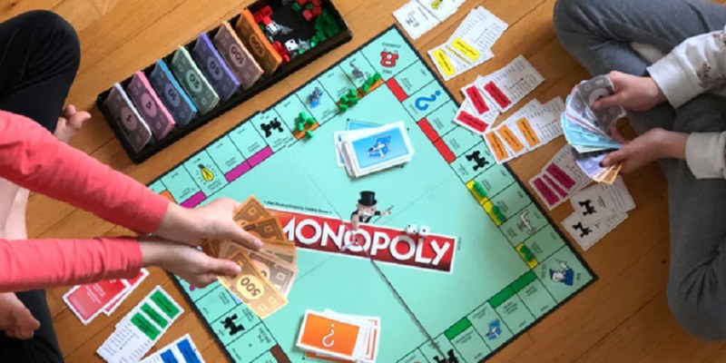 Cách chơi monopoly với luật cơ bản